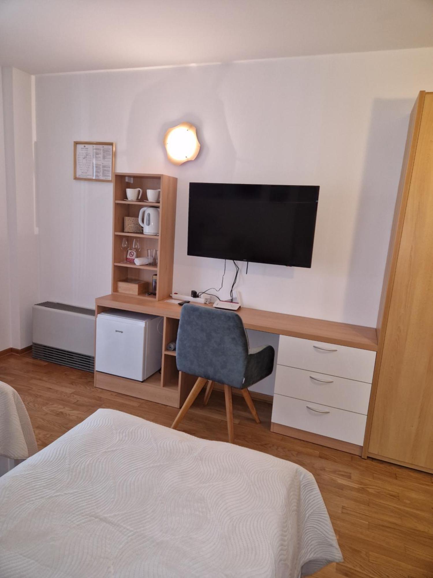 Room 211 - Aparthotel Jadranka Portoroz Ngoại thất bức ảnh