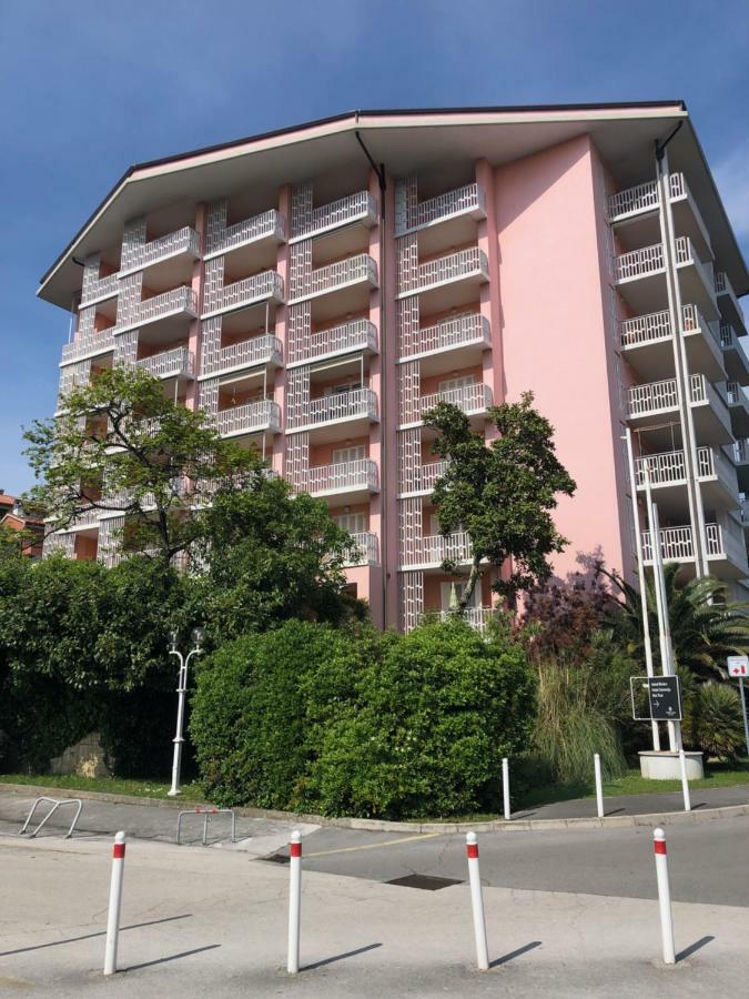 Room 211 - Aparthotel Jadranka Portoroz Ngoại thất bức ảnh